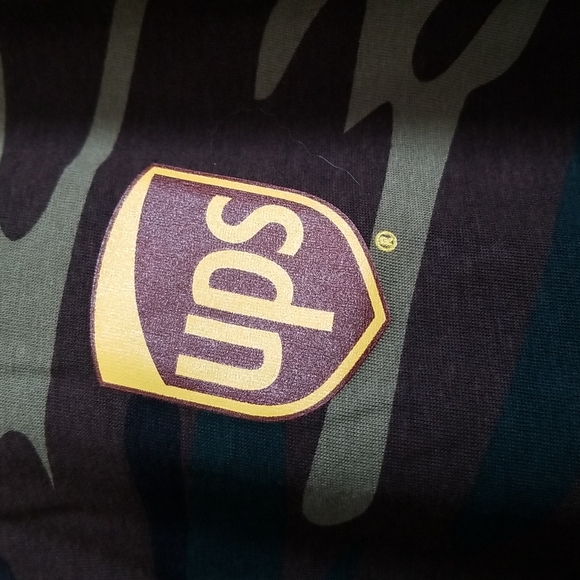 Camouflage UPS T shirt new without tags sz 3XL - Picture 2 of 3